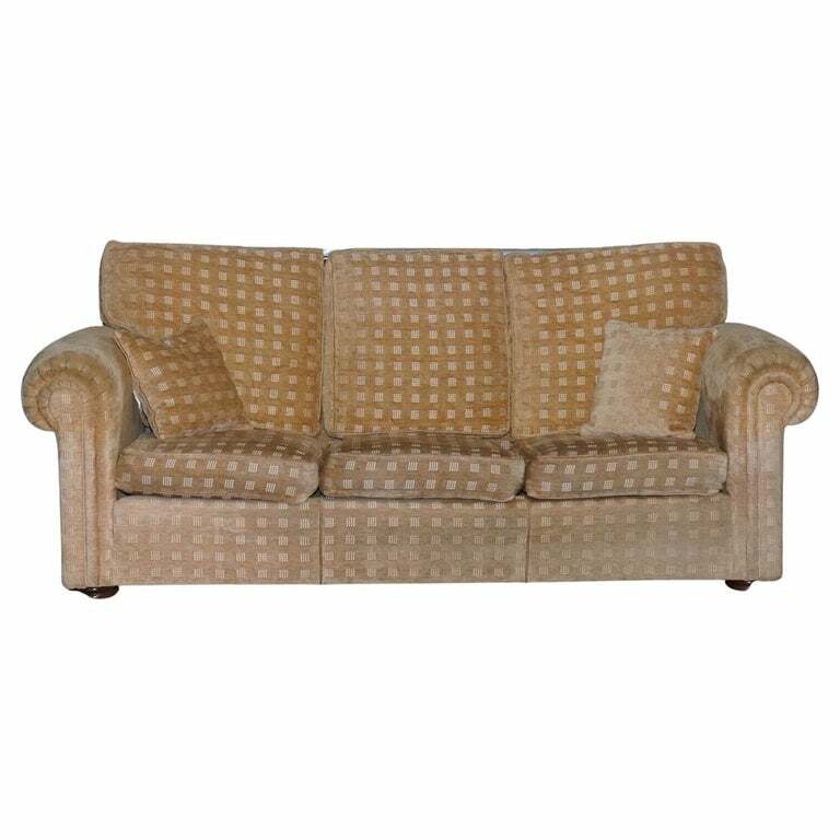STUNNING DURESTA THREE SEATER WALDORF SOFA IN GOLD CHECKERED FABRIC