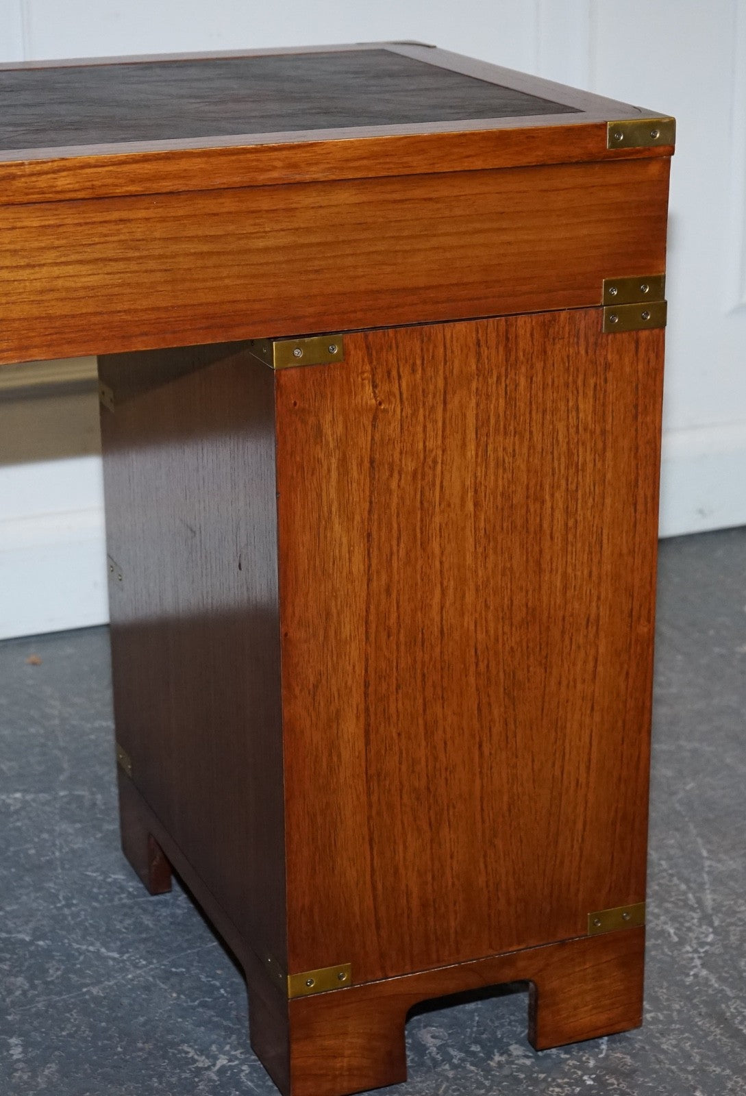 VINTAGE MILITARY CAMPAIGN TWIN PEDESTAL DESK WITH BRASS FITTINGS