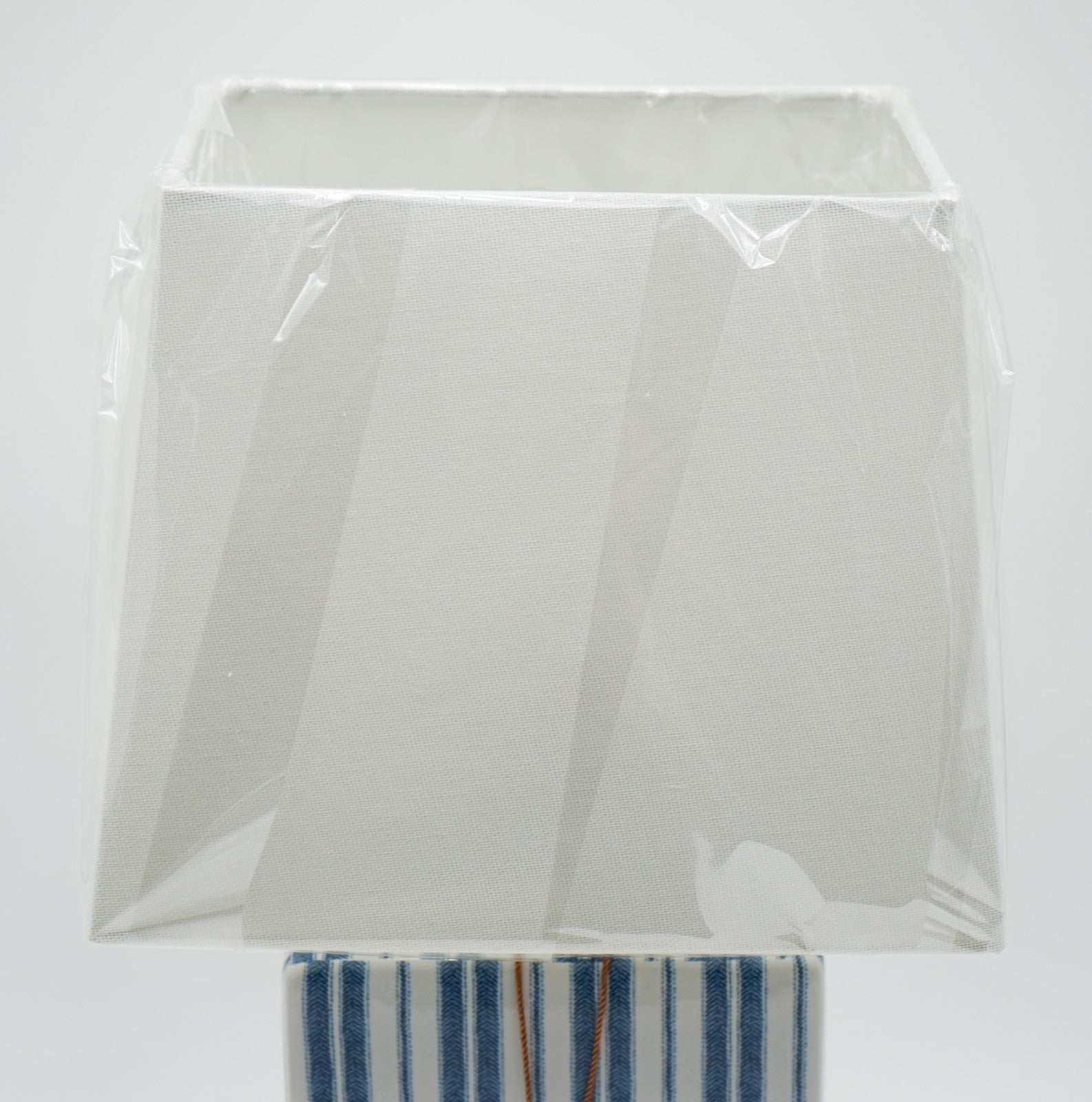 PAIR OF RALPH LAUREN EX DISPLAY BLUE CERAMIC TABLE LAMPS INCLUDING SHADES (1/1)