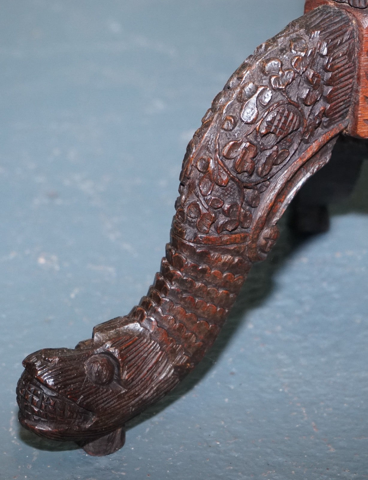 1890s ANGLO INDIAN HAND CARVED OCTAGONAL TABLE CHINESE MYTHICAL DRAGON BASE