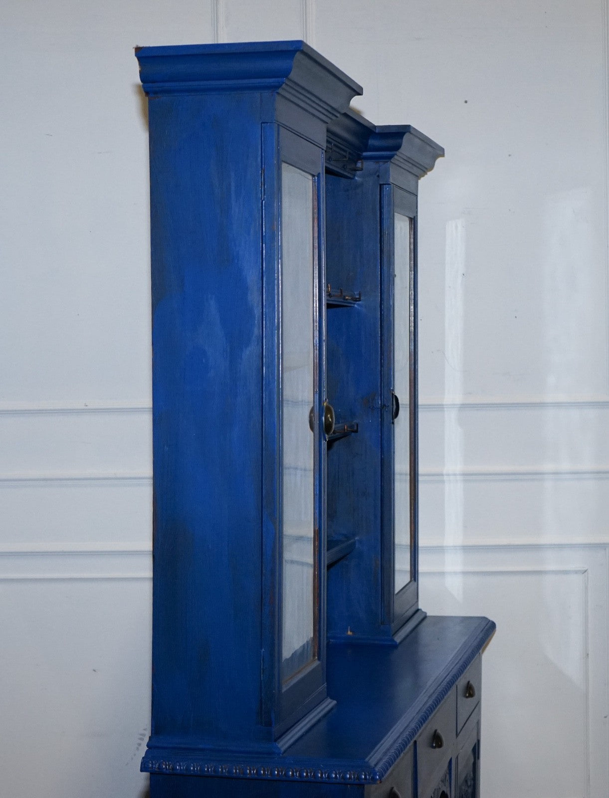 ANTIQUE VICTORIAN VIBRANT BLUE HAND PAINTED KITCHEN CUPBOARD CABINET