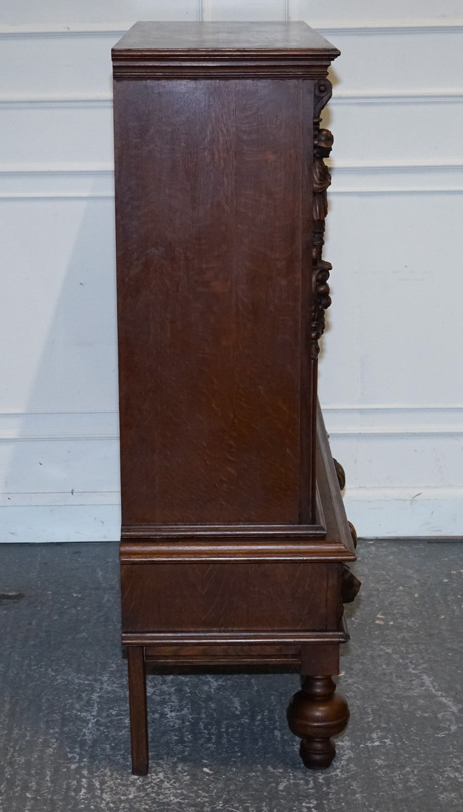 19TH CENTURY RENAISSANCE STYLE FRENCH CARVED WALNUT CABINET WITH SHELVES