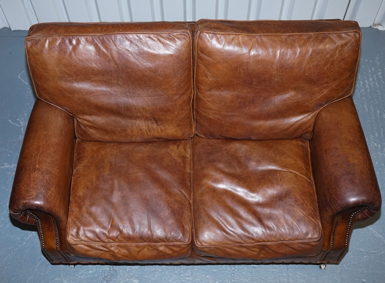 HALO TIMOTHY OULTON STYLE BALMORAL TWO SEATER BROWN HERITAGE LEATHER SOFA