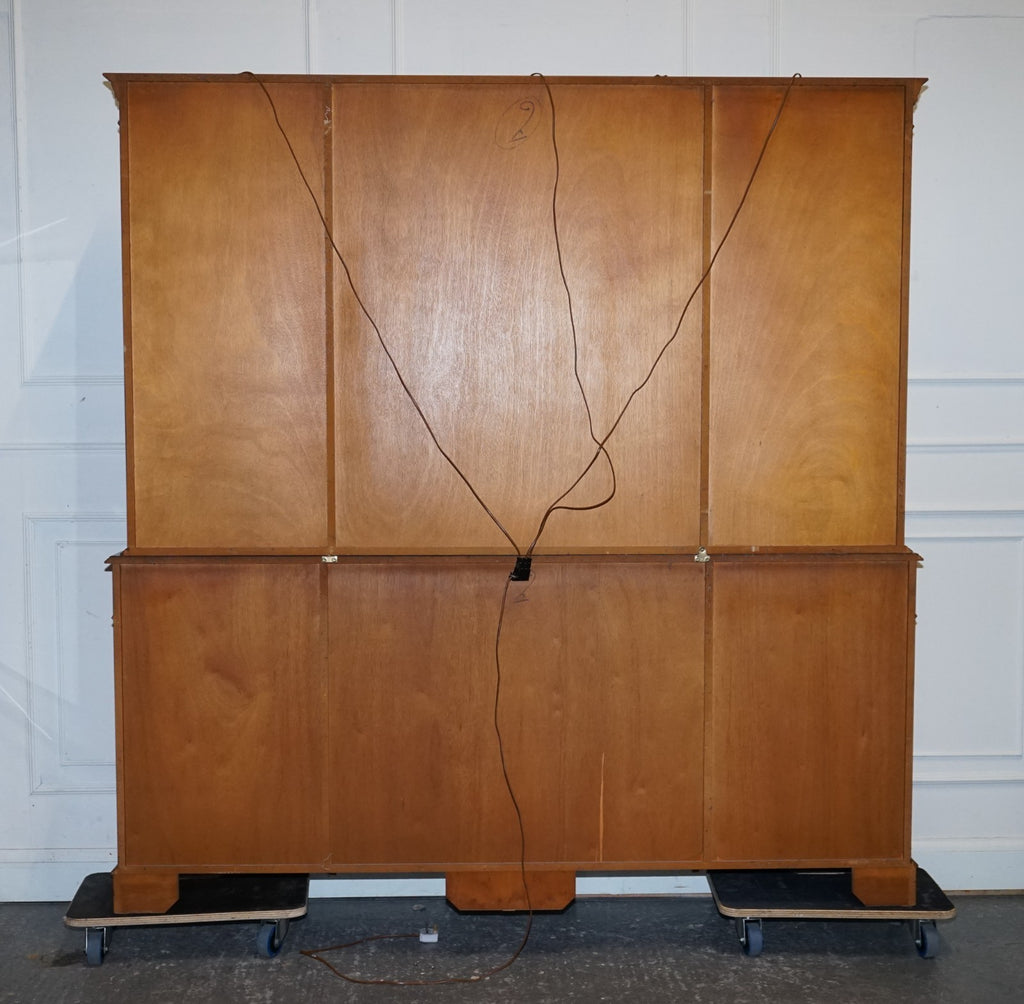 STUNNING GEORGIAN STYLE  BURR YEW BREAKFRONT FOUR DOOR DISPLAY CABINET BOOKCASE