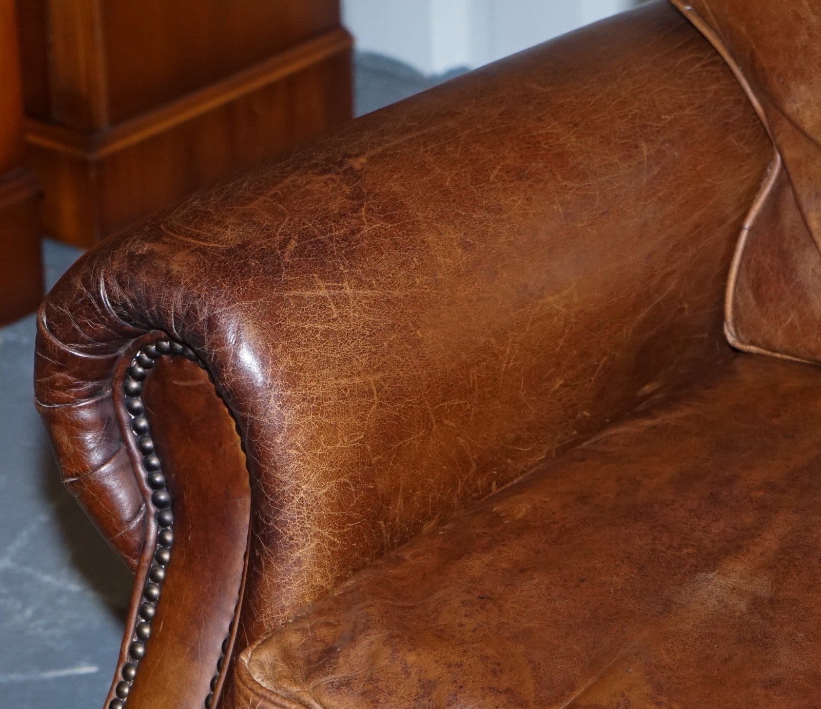 HALO TIMOTHY OULTON STYLE BALMORAL TWO SEATER BROWN HERITAGE LEATHER SOFA