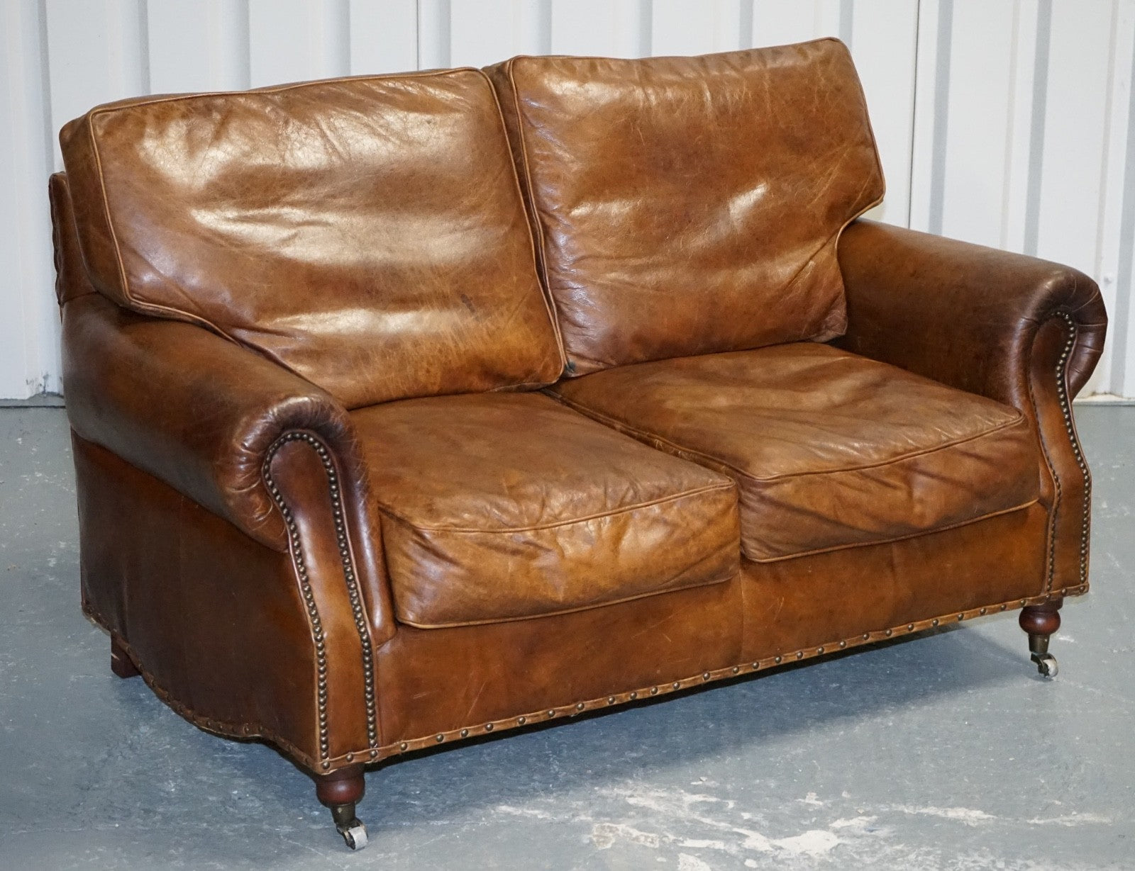 HALO TIMOTHY OULTON STYLE BALMORAL TWO SEATER BROWN HERITAGE LEATHER SOFA