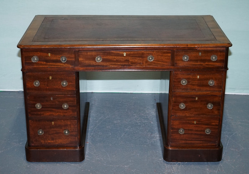 ANTIQUE VICTORiAN HARDWOOD PEDESTAL DESK WITH TOOLED LEATHER TOP