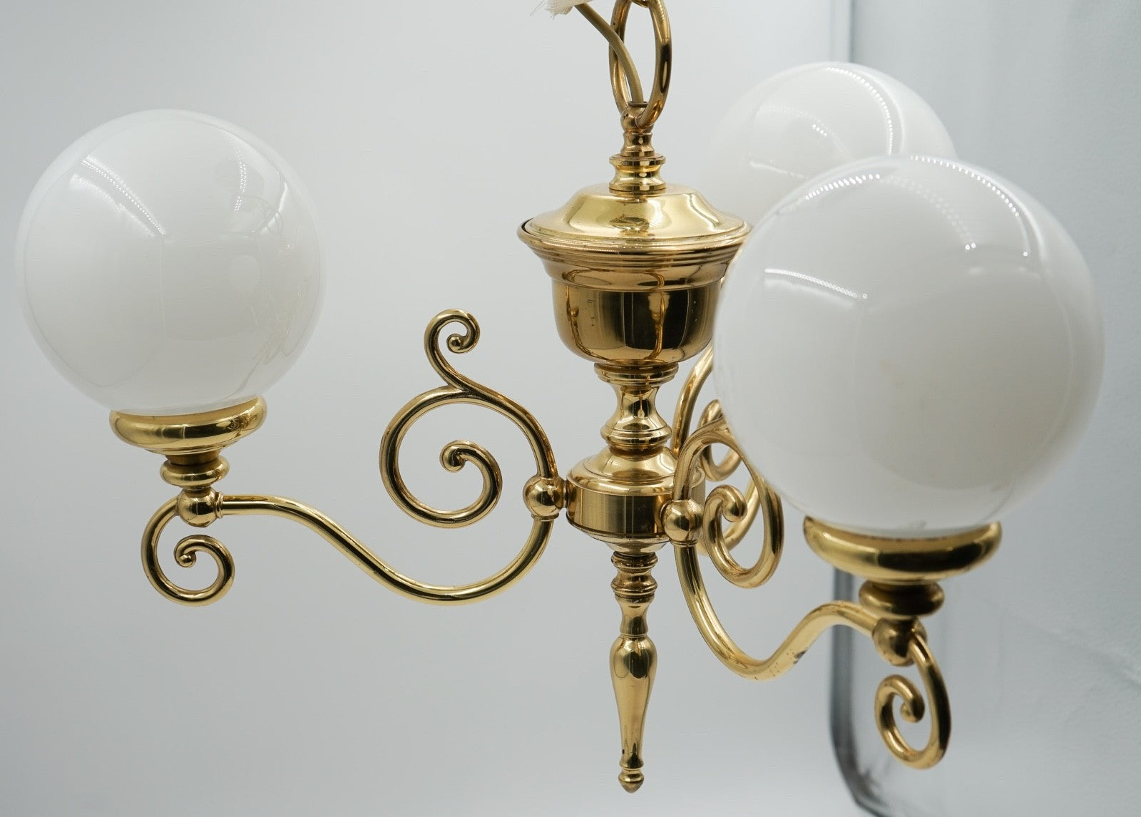VINTAGE ART DECO STYLE CEILING CHANDELIER THREE ARM PENDANT (1/2)