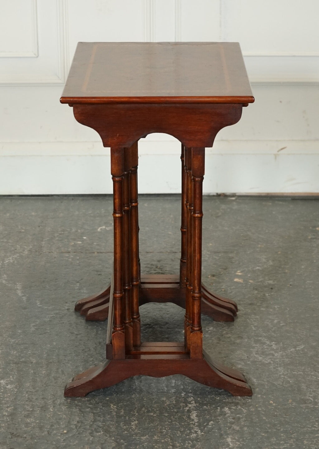 RESTORED VINTAGE SHERATON REVIVAL BURR WALNUT NEST OF TABLES