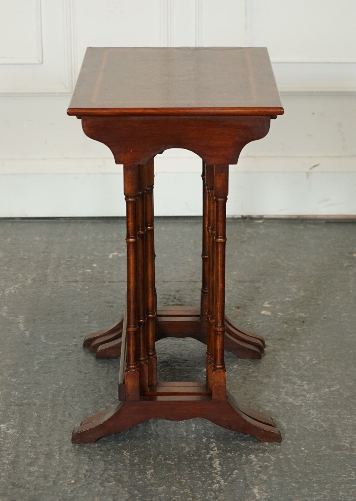 RESTORED VINTAGE SHERATON REVIVAL BURR WALNUT NEST OF TABLES