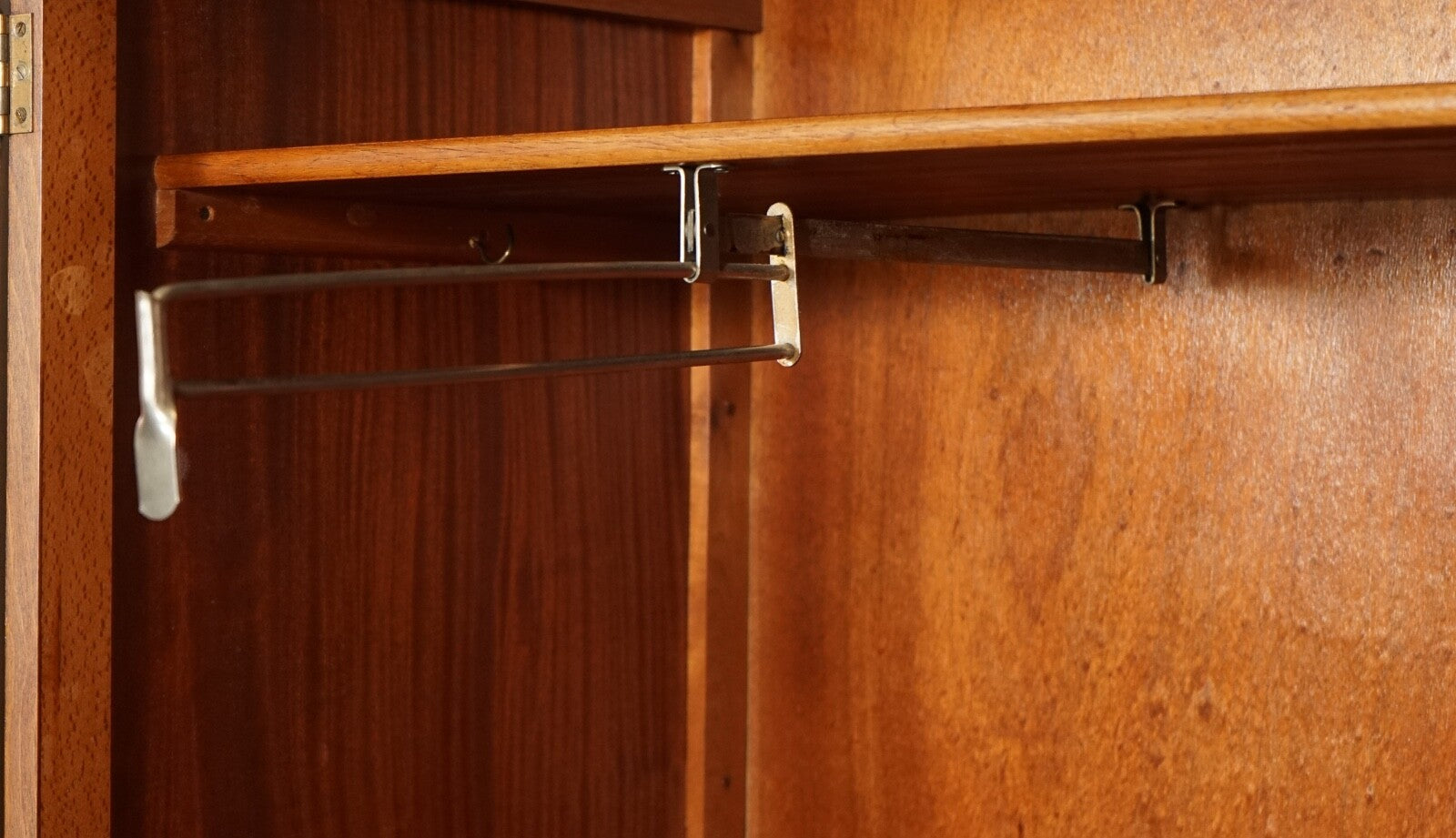 LOVELY 1920'S ART DECO BURR WALNUT WARDROBE WITH TWO DRAWERS QUEEN ANNE LEGS
