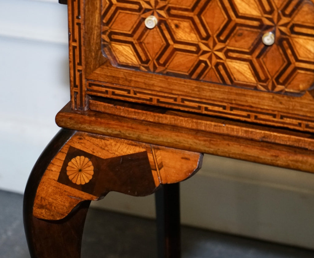 ANTIQUE CIRCA 1800S JAPANESE MARQUETRY GAMES TABLE CABINET ON STAND