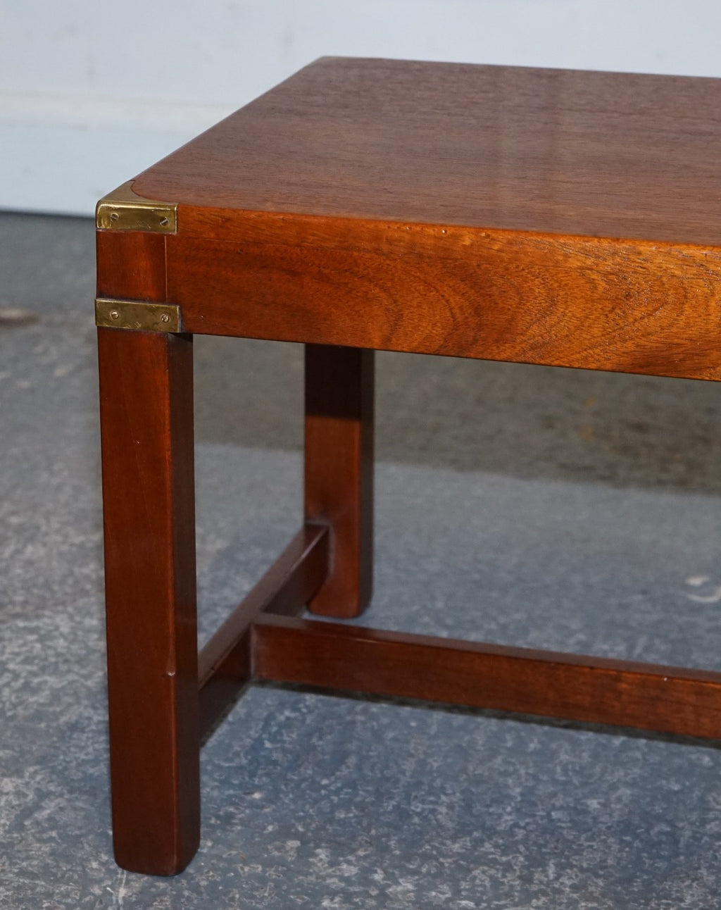 RESTORED VINTAGE HARRODS LONDON REH KENNEDY MILiTARY CAMPAIGN COFFEE TABLE
