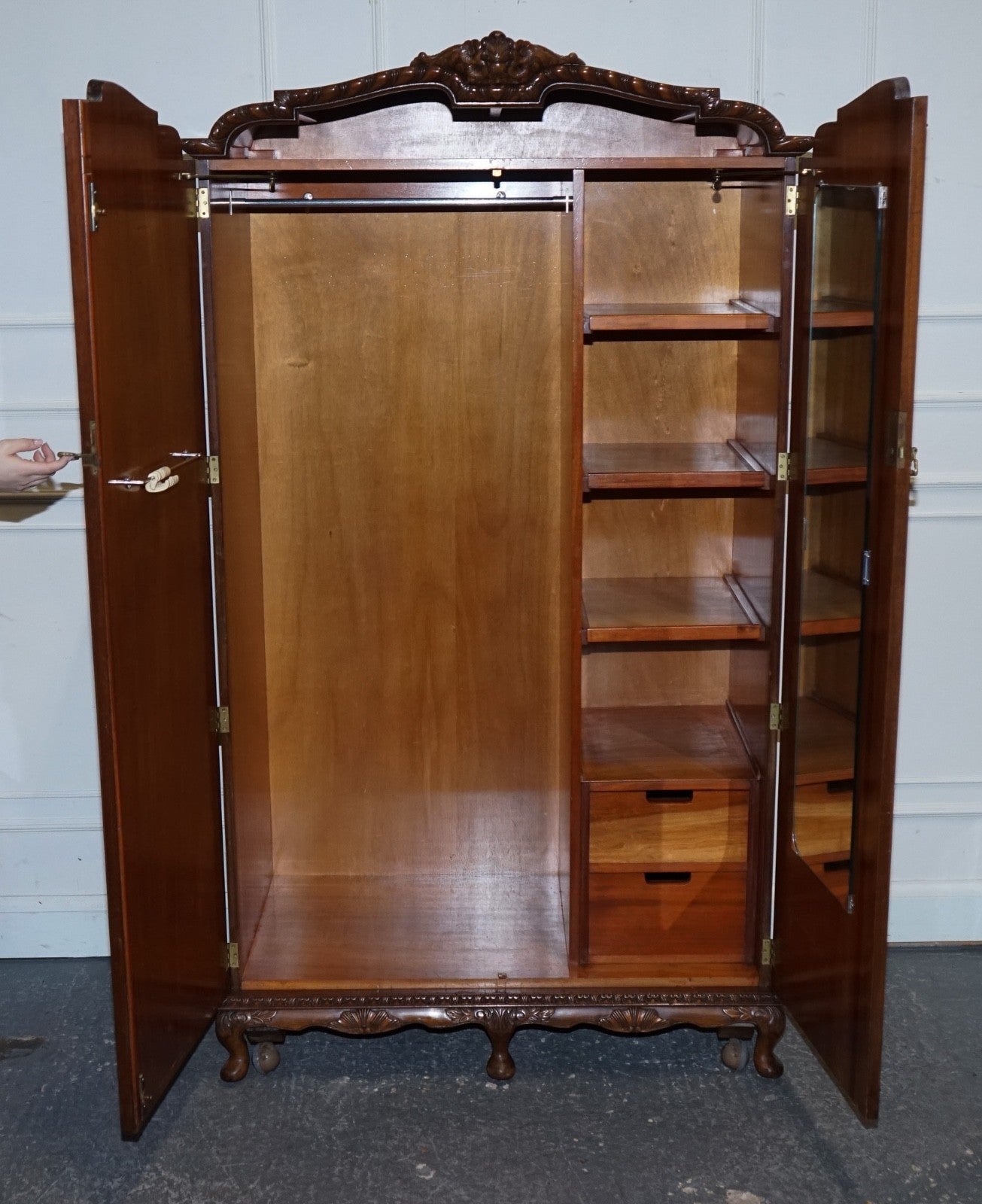 VICTORIAN QUEEN ANNE ENGLISH ART DECO BURR WALNUT TWO DOOR WARDROBE