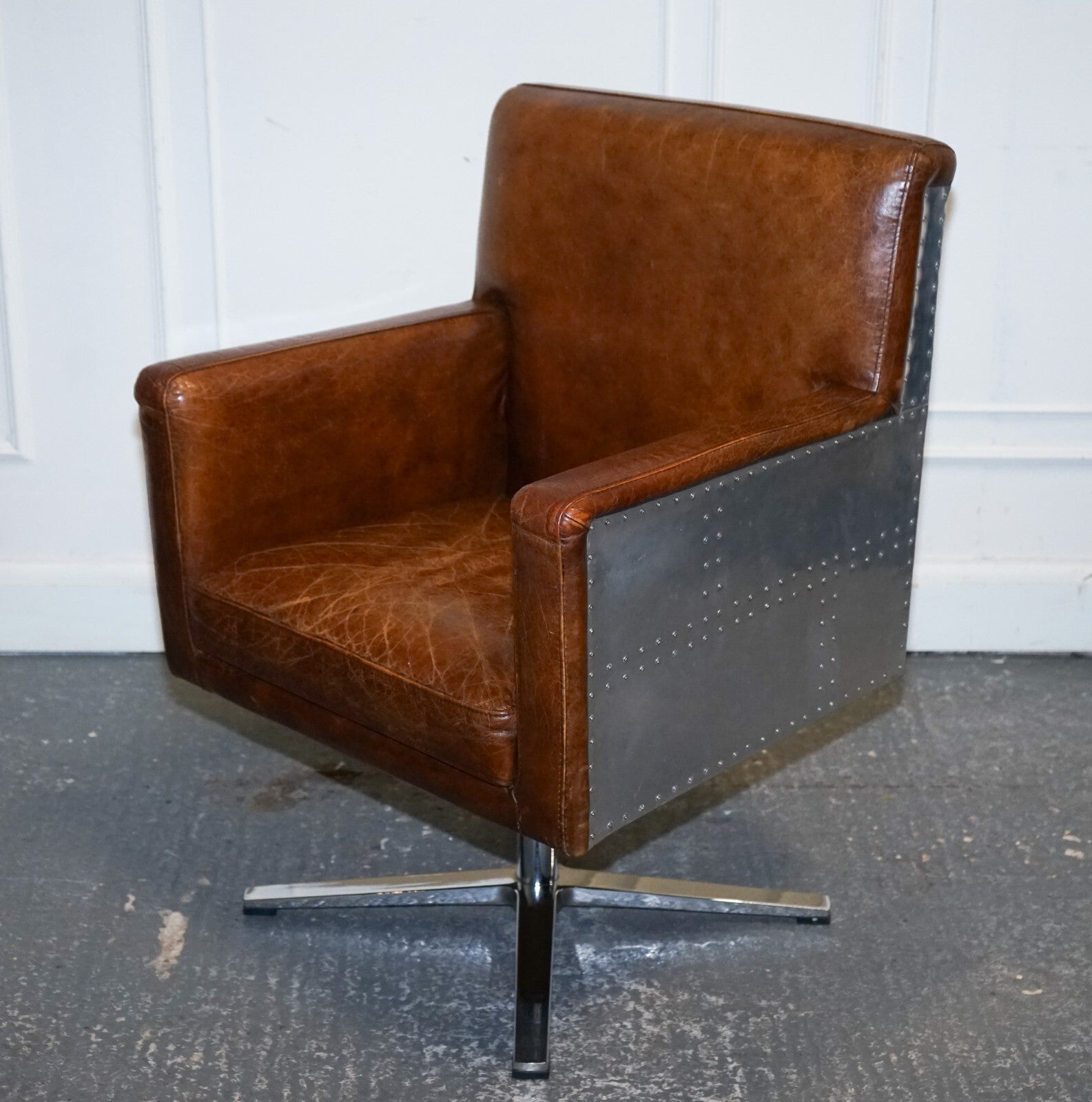 VINTAGE BROWN LEATHER AVIATOR METAL SWIVEL OFFICE CAPTAINS ARMCHAIR