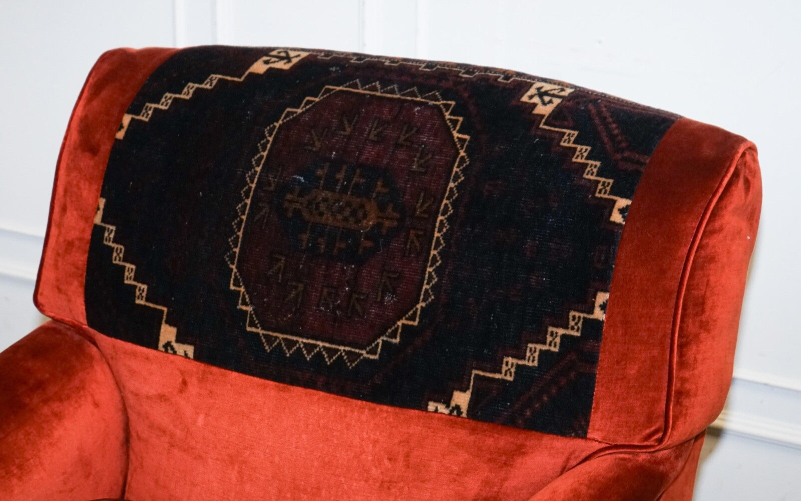 VINTAGE RED VELVET & AZTEC KILIM UPHOLSTERED HOWARD GEORGE SMITH STYLE ARMCHAIR