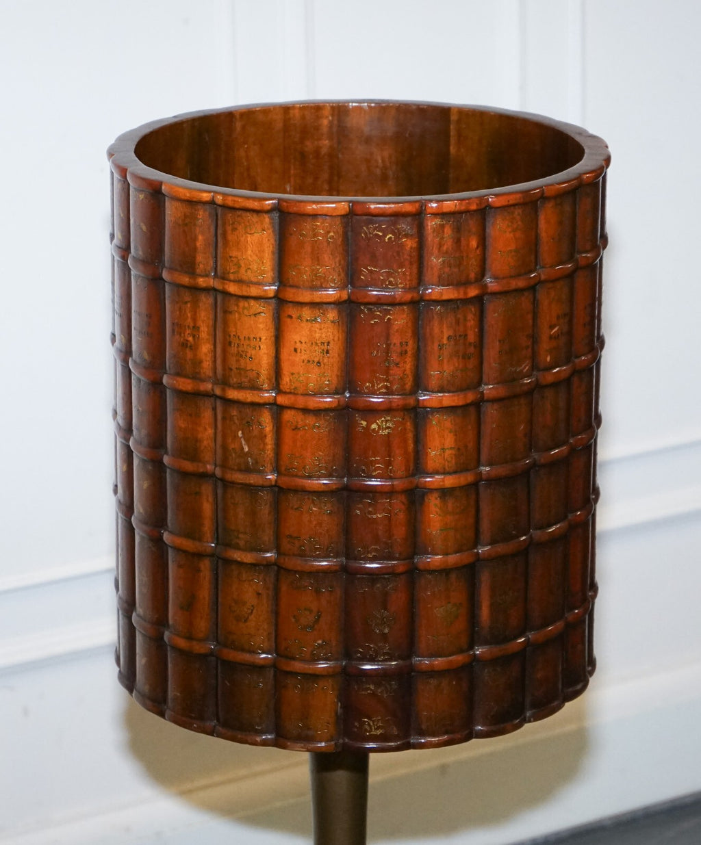 VINTAGE THEODORE ALEXANDER LEATHER FAUX BOOK WASTE BASKET OFFICE BIN