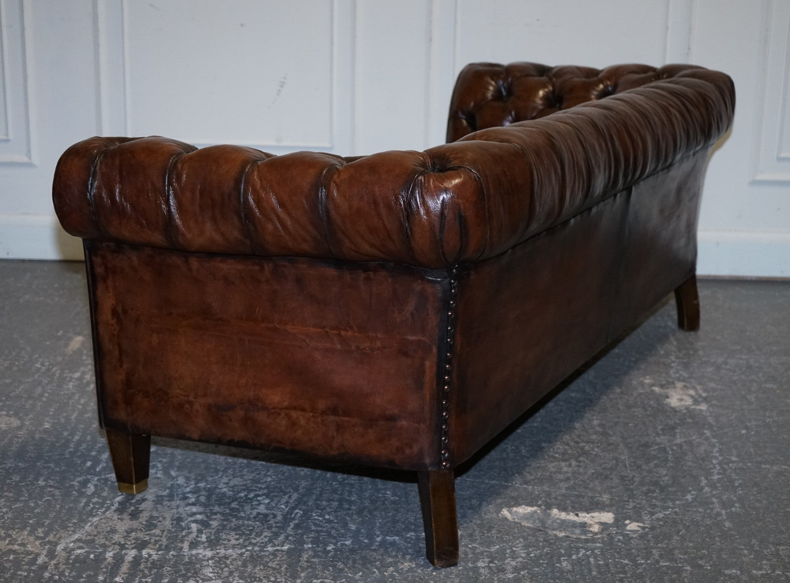 ANTIQUE SWEDISH CHESTERFIELD HAND DYED LEATHER FULLY COIL SPRUNG THREE SEAT SOFA