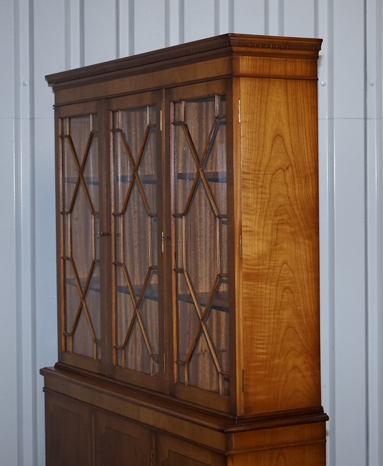 VINTAGE ENGLISH BURR YEW WOOD 3 DOOR ASTRAGAL GLAZED DISPLAY BOOKCASE CABINET