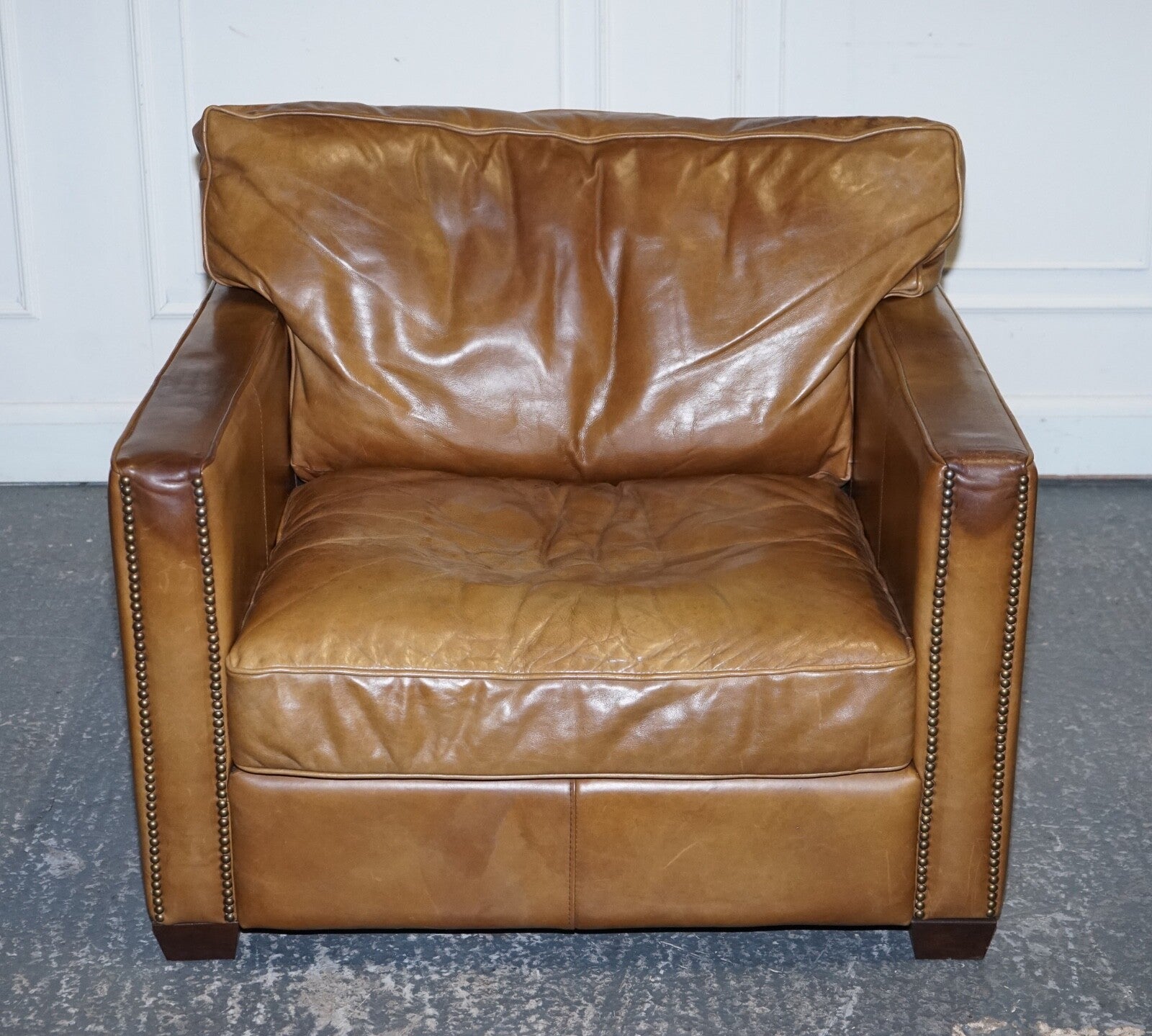 LOVELY TIMOTHY OULTON VISCOUNT PAIR OF TAN LEATHER ARMCHAIRS RRP £5,200