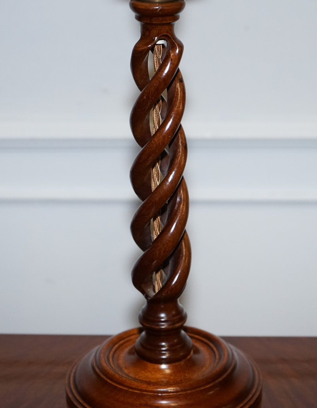 ANTIQUE PAIR OF ENGLISH OPEN BARLEY TWIST CONVERTED CANDLESTICKS TO  TABLE LAMPS