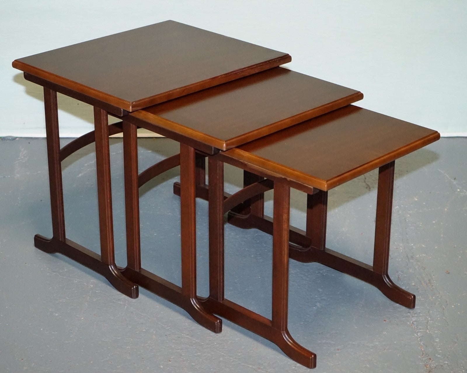 VINTAGE MiD CENTURY HARDWOOD NEST OF THREE TABLES