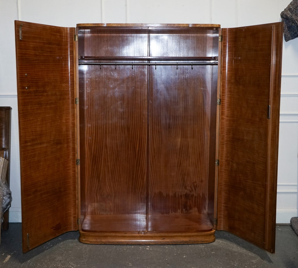 BEAUTIFUL ART DECO BLONDE WALNUT DOUBLE DOOR WARDROBE ARMOiRE