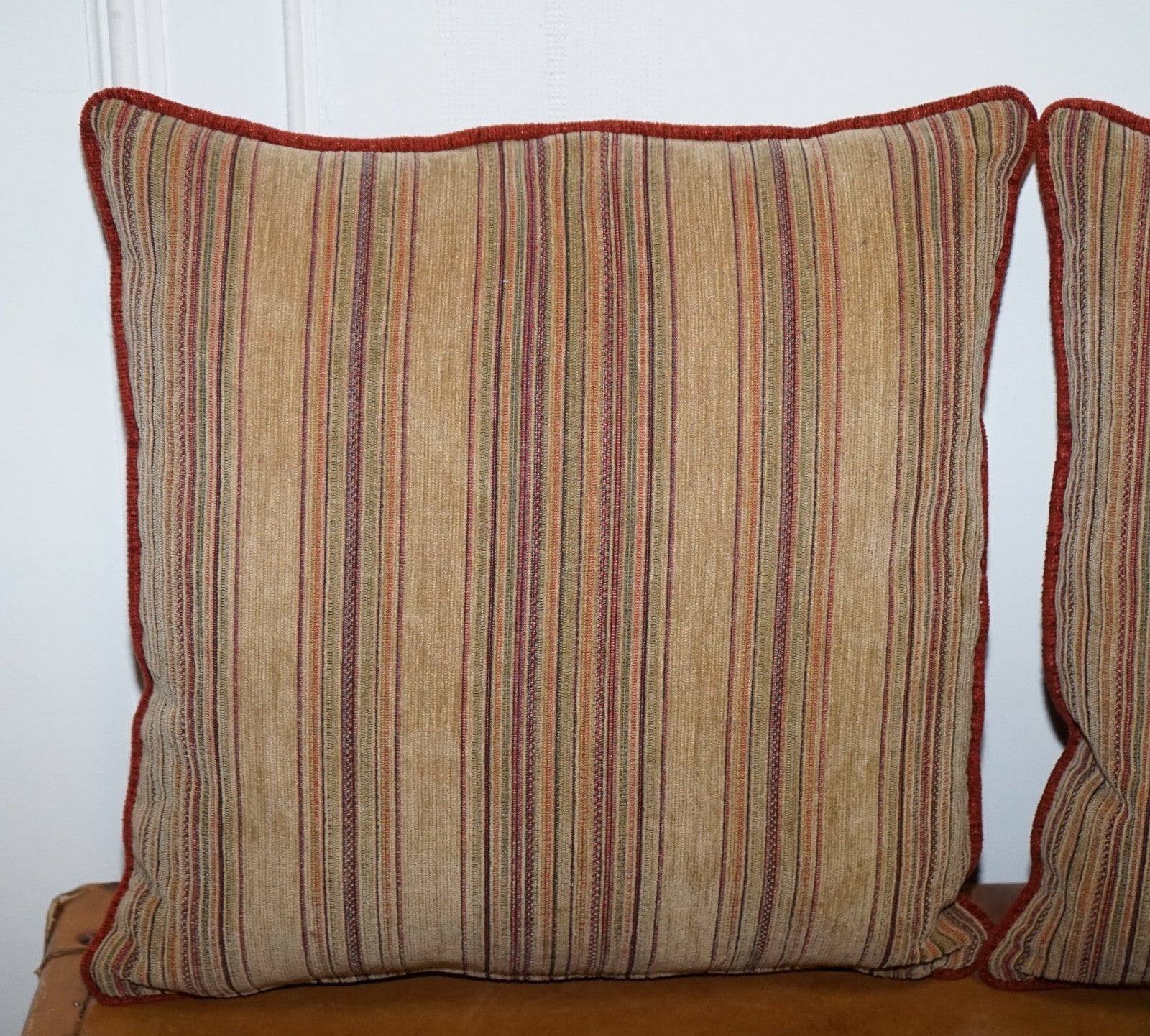 VINTAGE PAIR OF BEIGE STRIPPED & BURNT ORANGE FEATHER FILLED SCATTER CUSHIONS