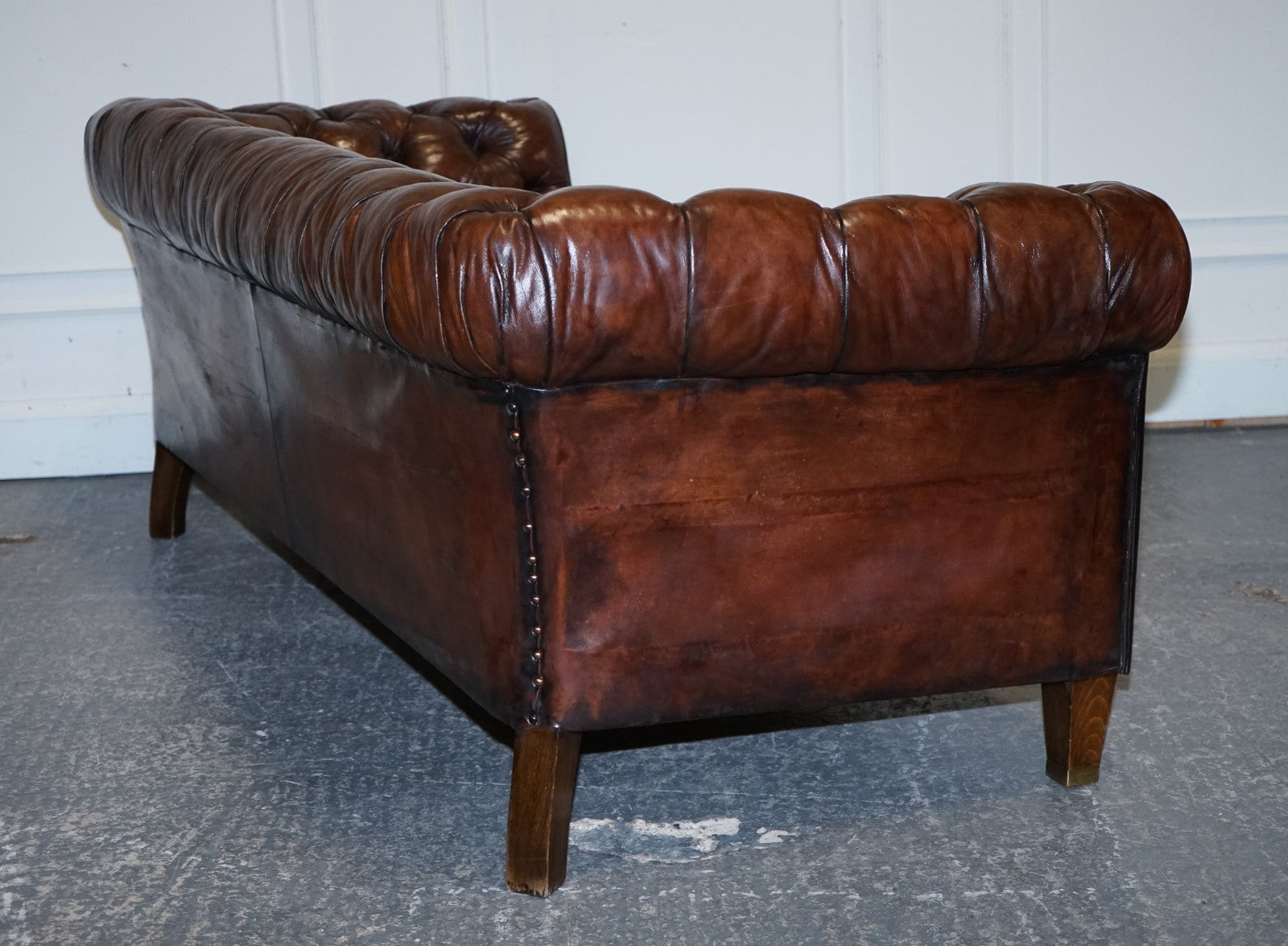 ANTIQUE SWEDISH CHESTERFIELD HAND DYED LEATHER FULLY COIL SPRUNG THREE SEAT SOFA