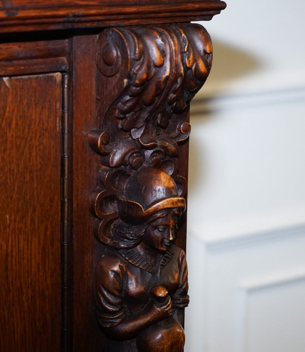 19TH CENTURY RENAISSANCE STYLE FRENCH CARVED WALNUT CABINET WITH SHELVES