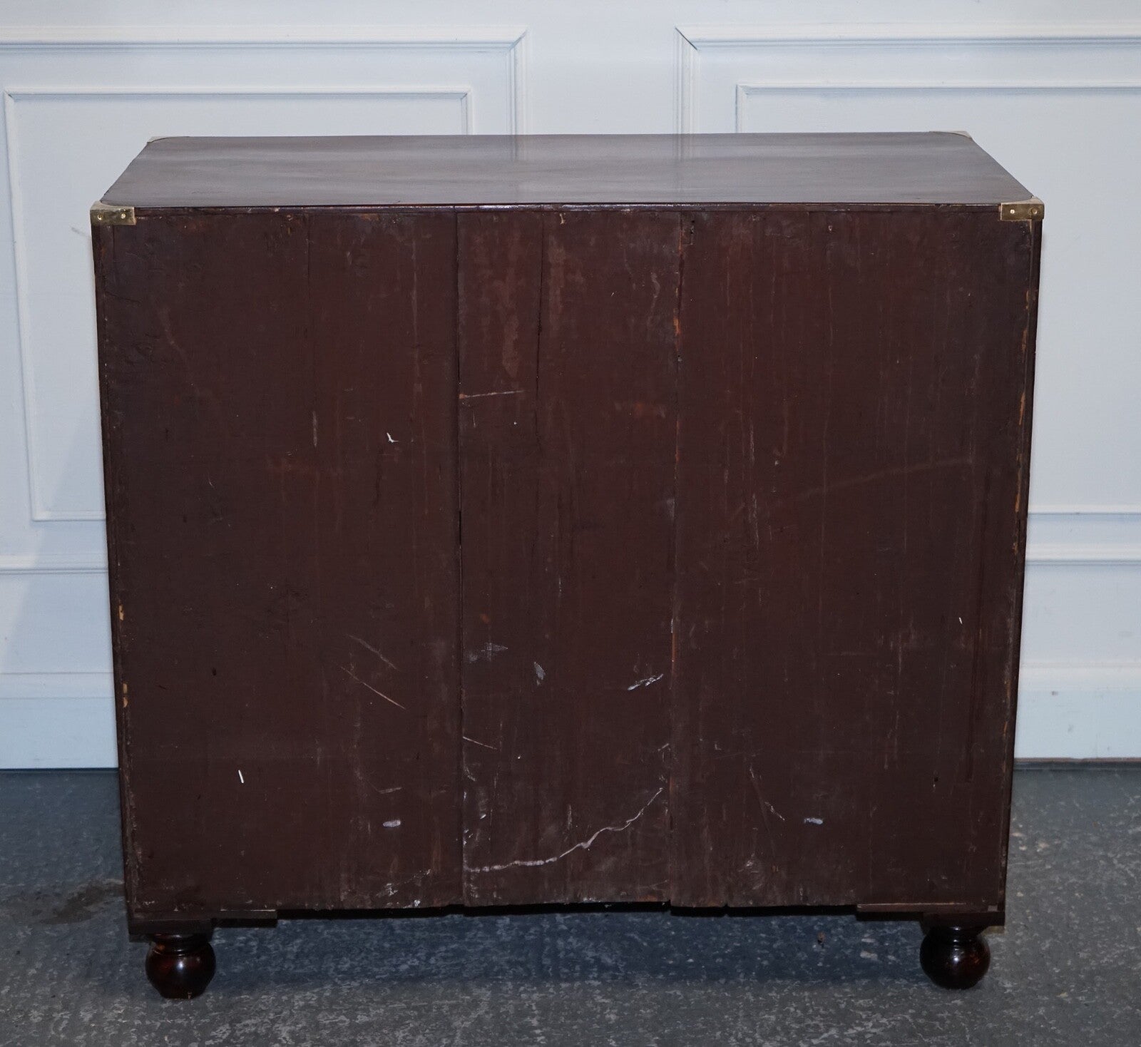 ANTIQUE VICTORIAN MILITARY CAMPAiGN CHEST OF GRADUATED DRAWERS