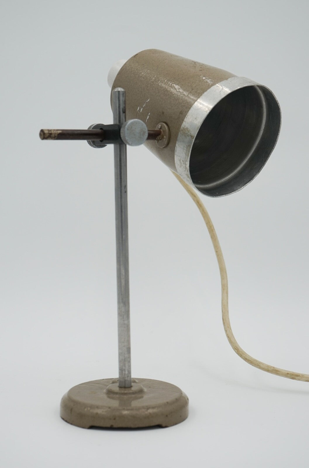 1940'S ENGLISH SALVAGED LABORATORY SCHOOL TABLE ADJUSTABLE LIGHT 007