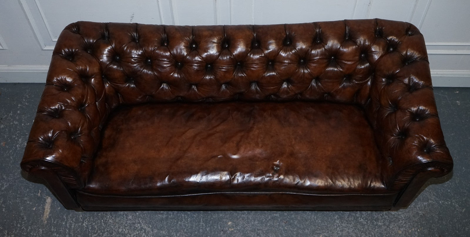 ANTIQUE SWEDISH CHESTERFIELD HAND DYED LEATHER FULLY COIL SPRUNG THREE SEAT SOFA