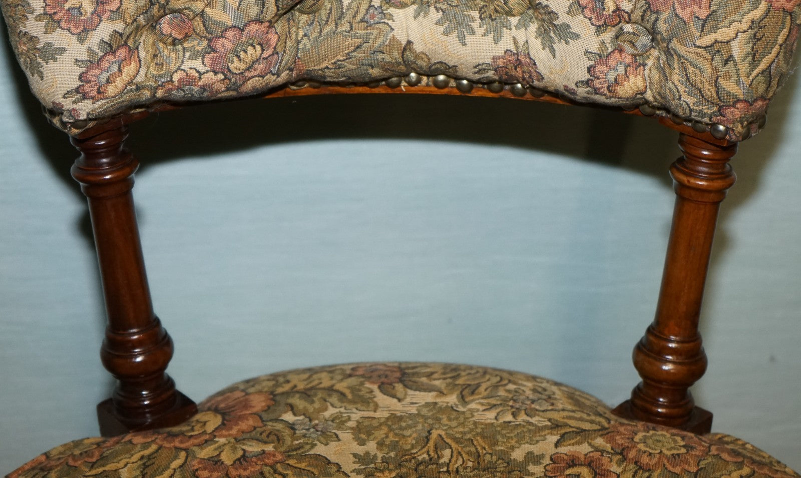 ANTIQUE VICTORIAN TAPESTRY NURSING CHAIR WITH FLORAL FLOWER DESIGN