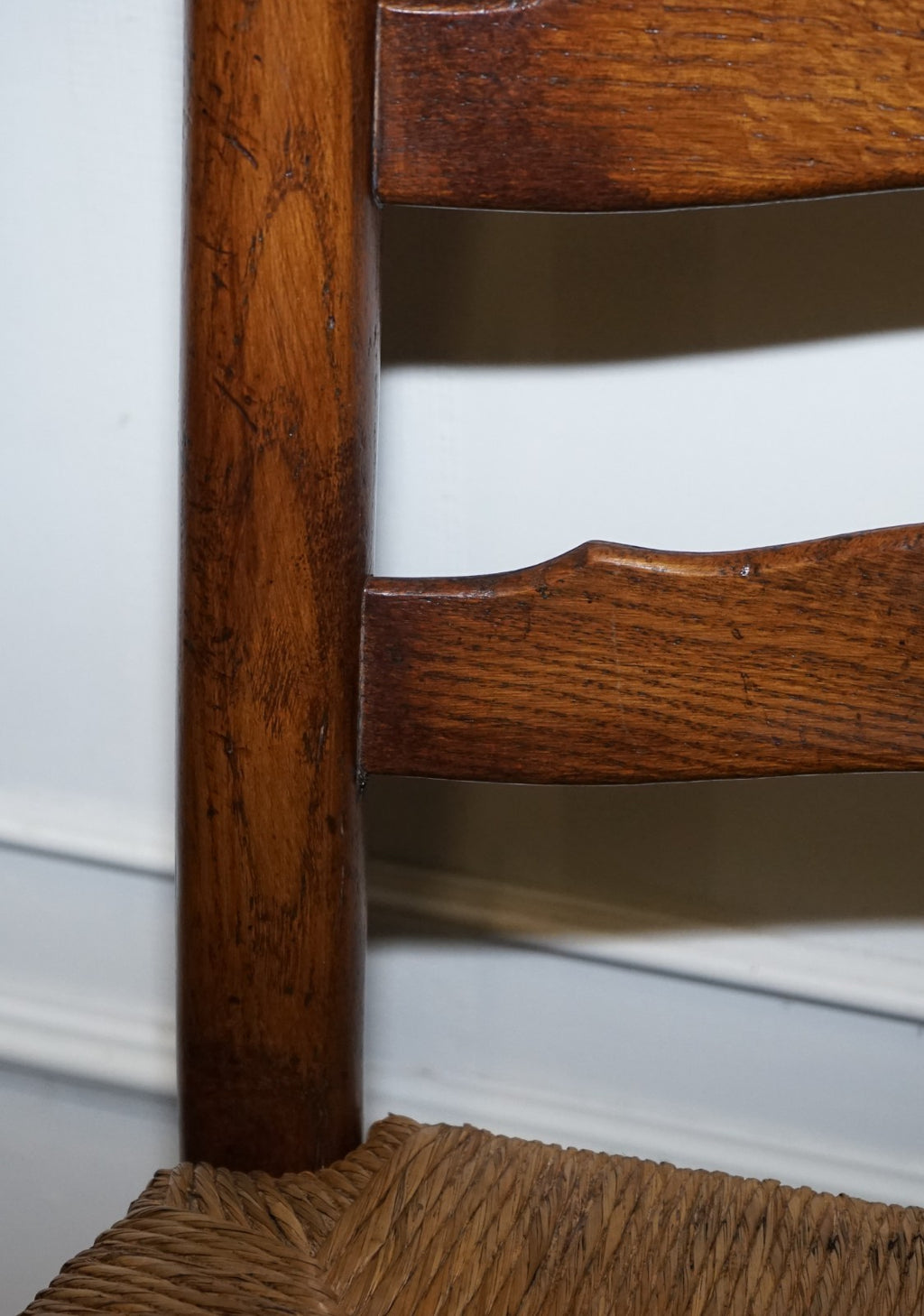 SET OF SIX ANTIQUE ENGLISH 19TH CENTURY LADDERBACK RUSH SEAT DINING CHAIRS