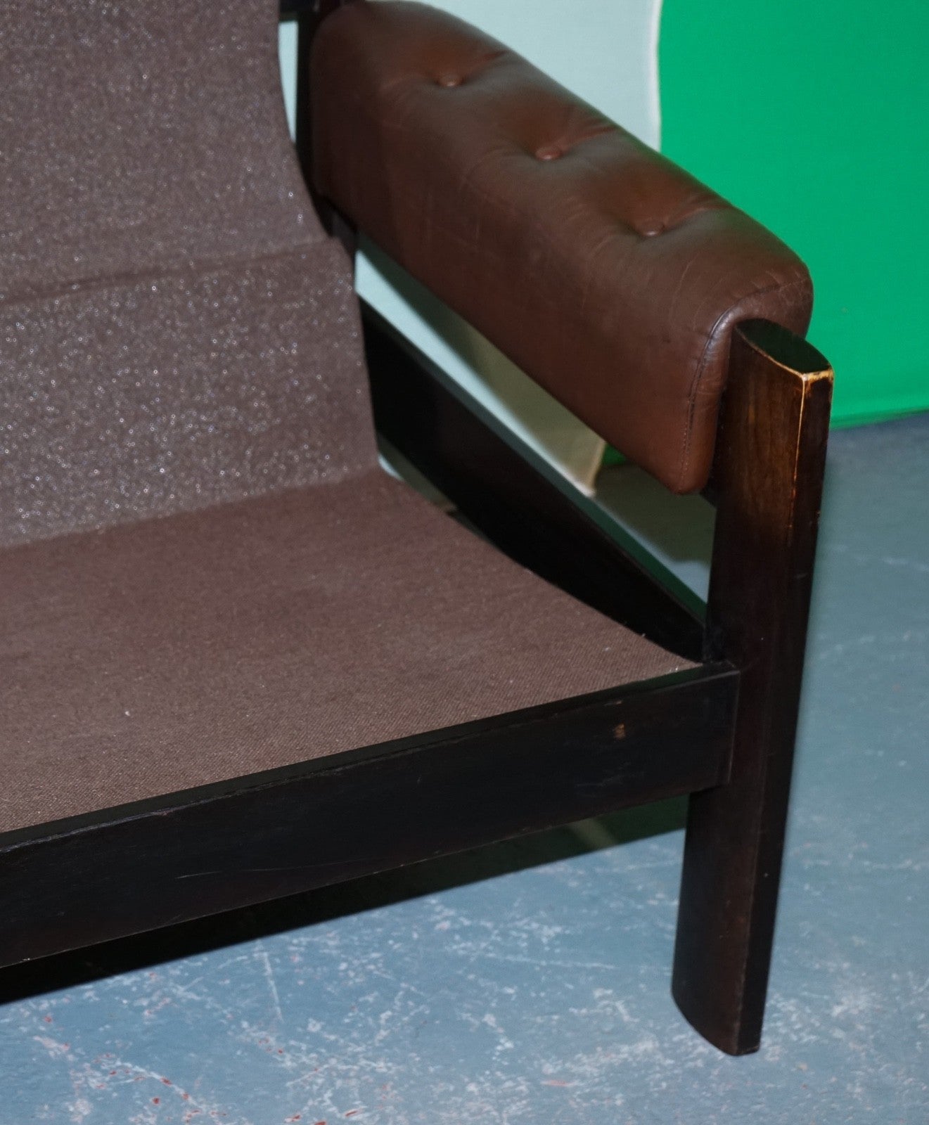 SCANDiNAVIAN ViNTAGE EKORNES STRESSLESS THREE SEATER SOFA