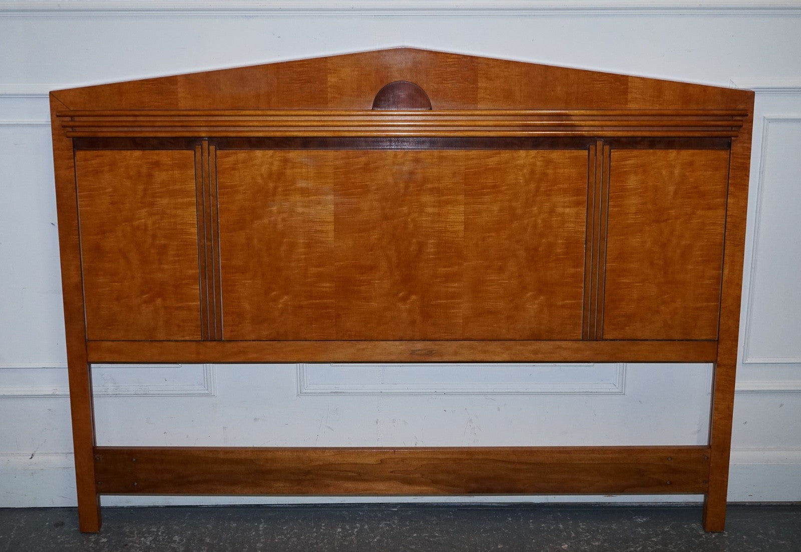 VINTAGE QUEEN SIZE AMERICAN HICKORY WHITE GENESIS BIEDEMEIER HEADBOARD