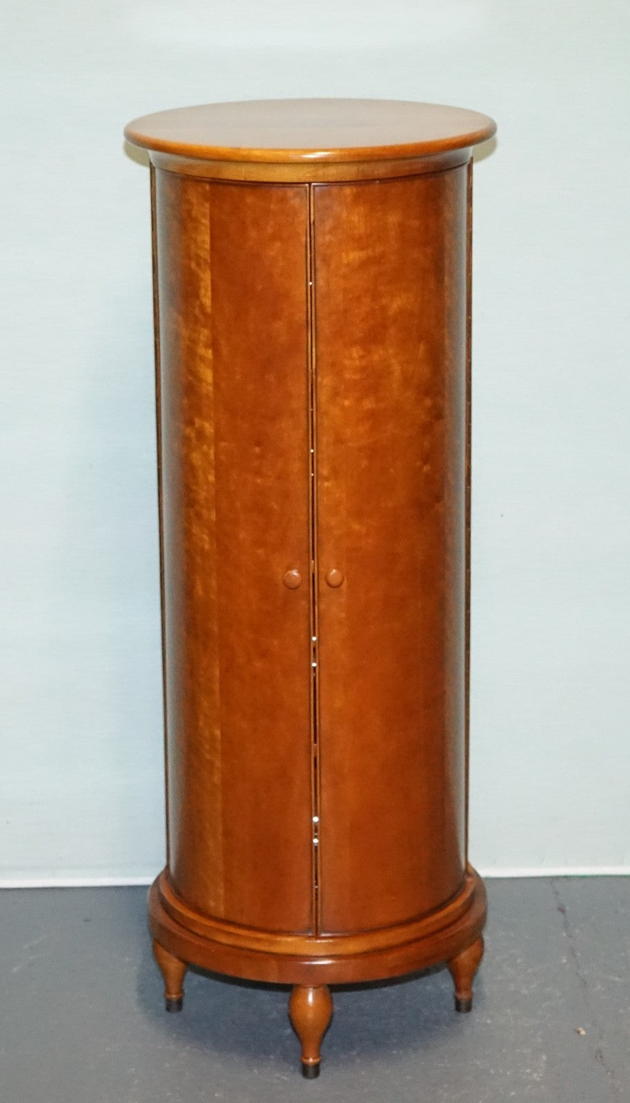 VINTAGE WALNUT WOOD WILLIS & GAMBIER PANTRY STORAGE CYLINDER CABINET