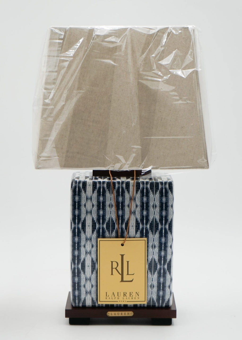 PAIR OF RALPH LAUREN EX DISPLAY CERAMIC BLUE TABLE LAMPS INCLUDING SHADES (1/1)