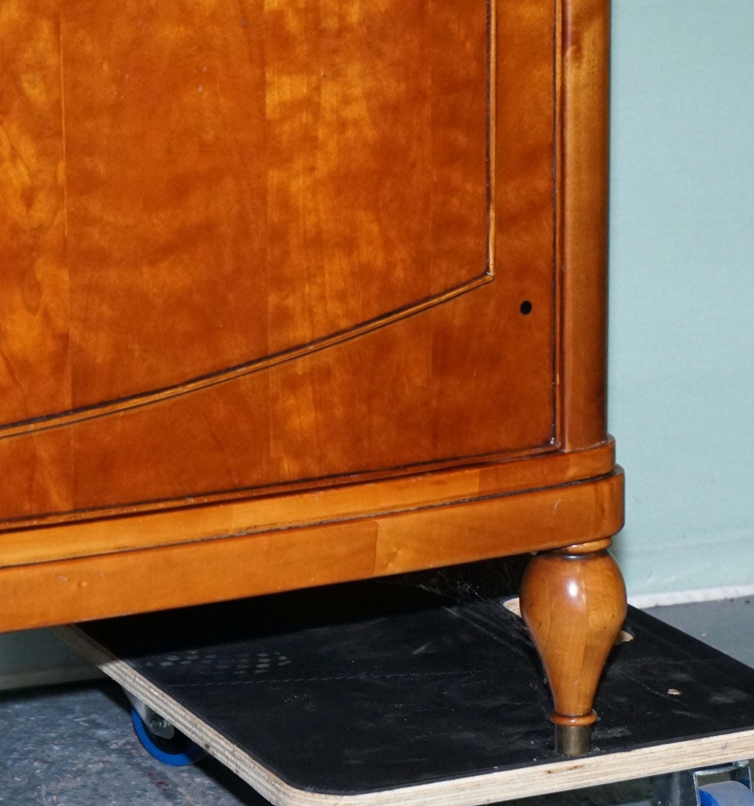 FRENCH STYLE WILLIS & GAMBIER ROCHELLE COLLECTION DOUBLE WARDROBE (1/2)
