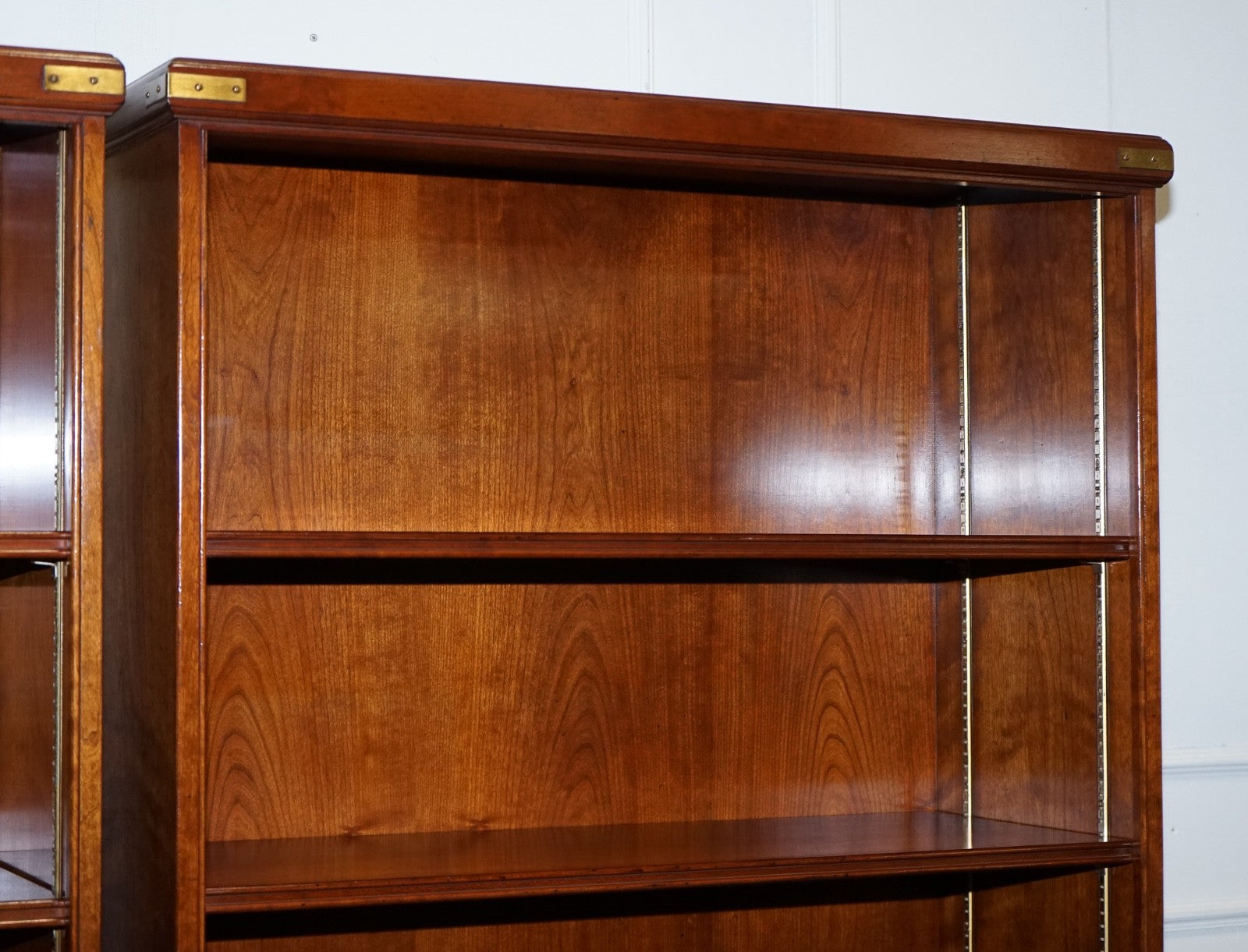 STUNNING PAIR OF KENNEDY HARRODS LONDON MILITARY CAMPAIGN OPEN BOOKCASES