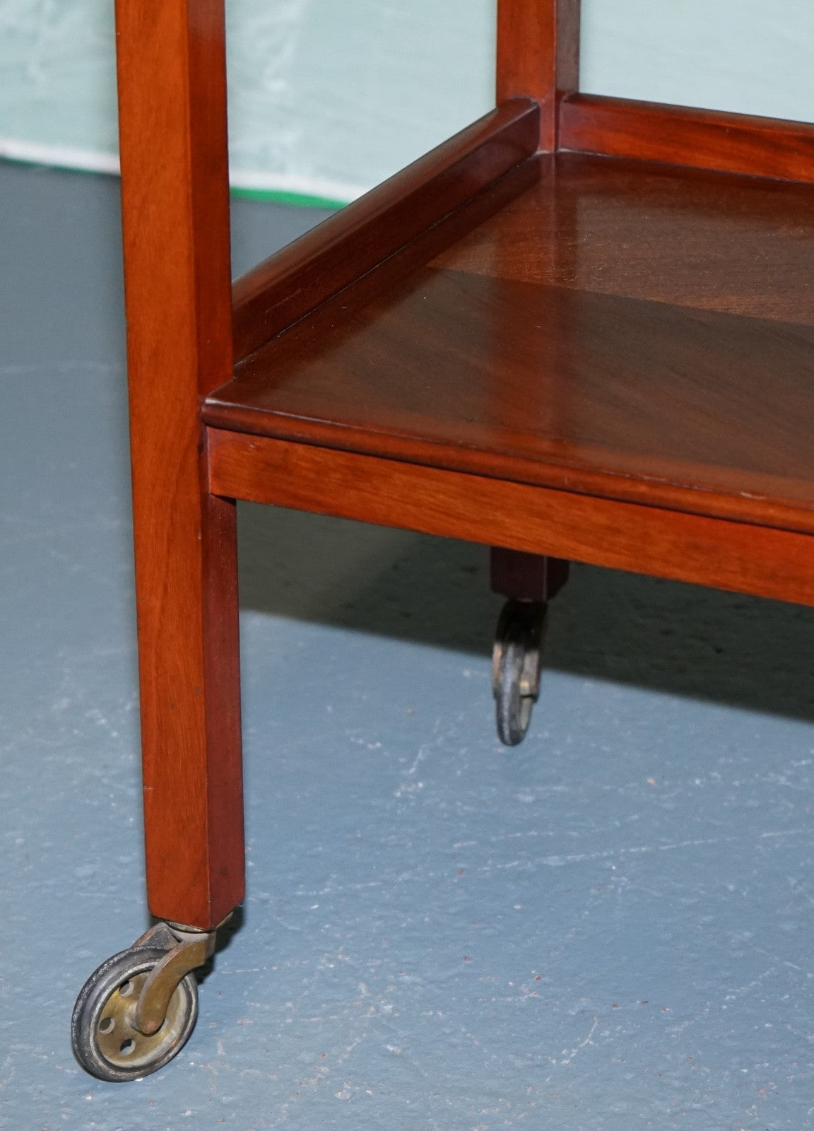 1960s VINTAGE TWO TIER WOODEN TEA TROLLET ON BRASS CASTERS