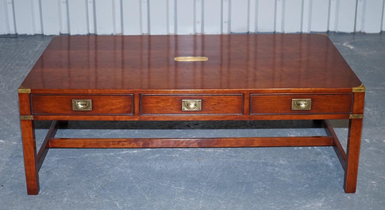 LARGE MILITARY CAMPAIGN REH KENNEDY HARRODS COFFEE TABLE WITH THREE DEEP DRAWERS