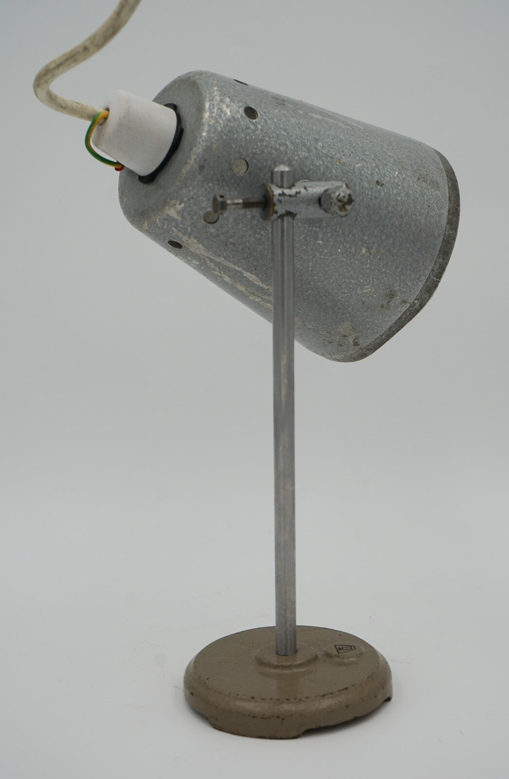 1940'S ENGLISH SALVAGED LABORATORY SCHOOL TABLE ADJUSTABLE LIGHT 003