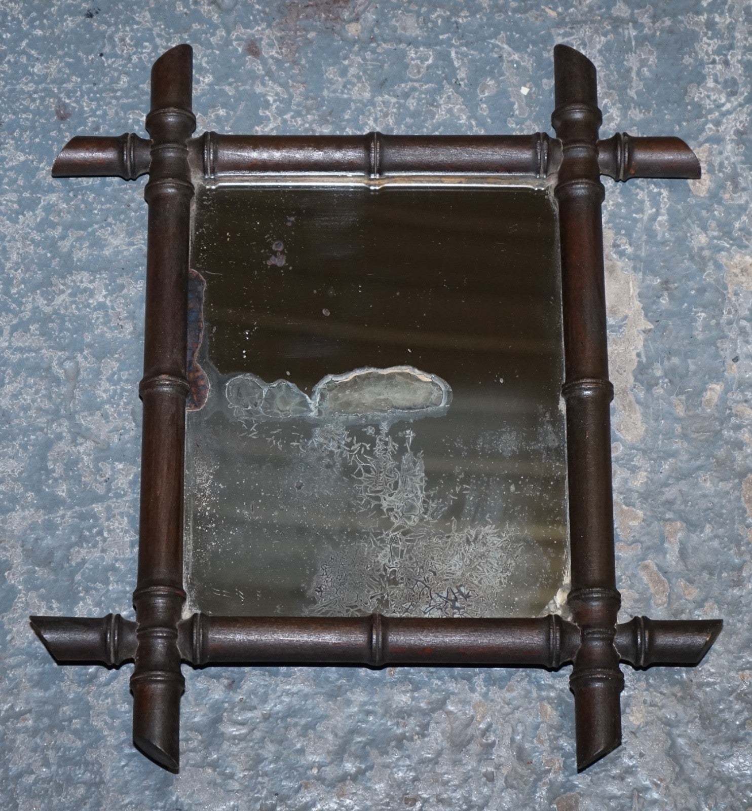 SMALL FRENCH ANTIQUE DECORATIVE FAUX BAMBOO WALL MiRROR WITH HEAVILY FOXED GLASS