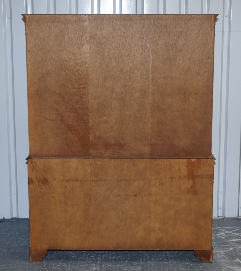 VINTAGE ENGLISH BURR YEW WOOD 3 DOOR GLAZED DISPLAY BOOKCASE CABiNET