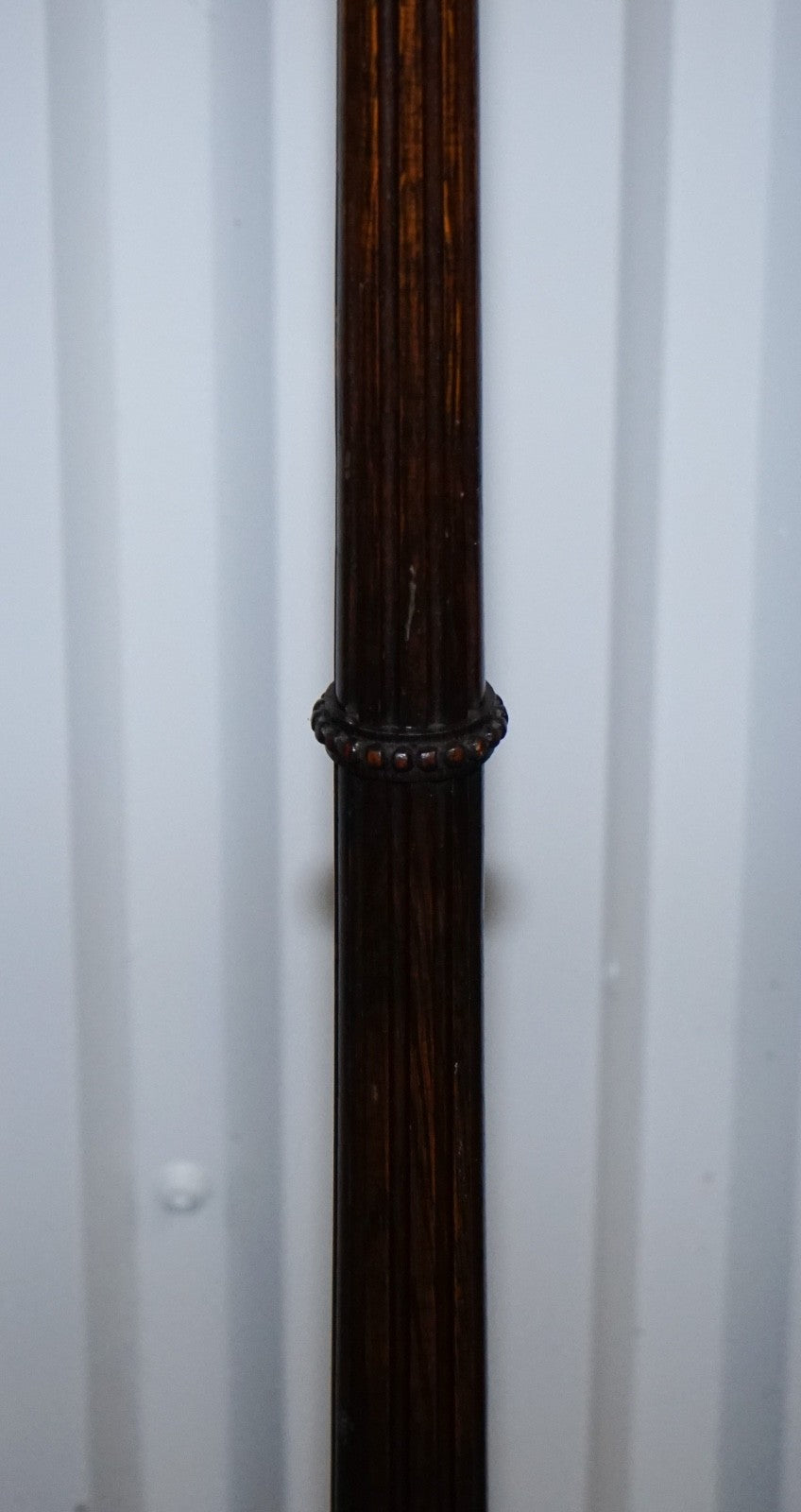 ANTIQUE SCOTTISH VICTORIAN OAK FLOOR READING LIBRARY FLOOR LAMP