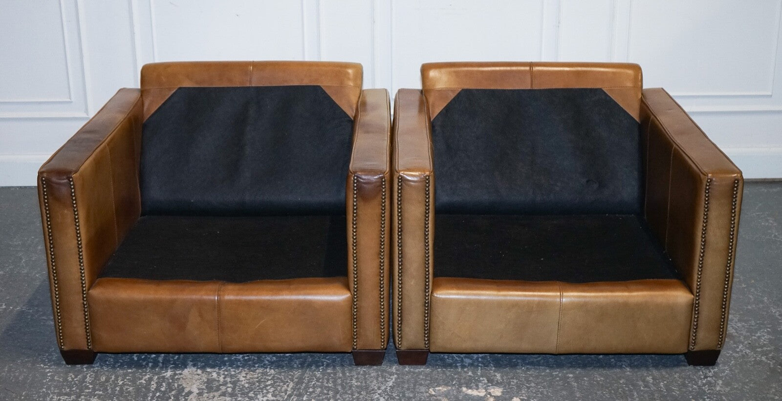 LOVELY TIMOTHY OULTON VISCOUNT PAIR OF TAN LEATHER ARMCHAIRS RRP £5,200