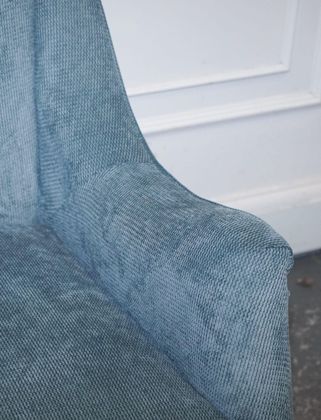 ELEGANT PALE BLUE VELVER SIDE CHAIR ARMCHAIR WITH BLACK AND GOLD LEGS