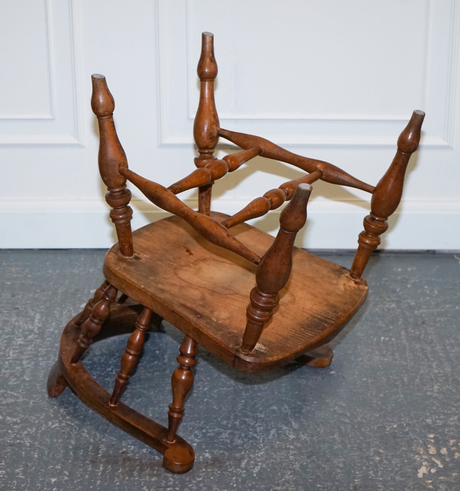 GORGEOUS PATINA EDWARDIAN SOLID ELM BOW BACK SMOKERS CAPTAINS CHAIR